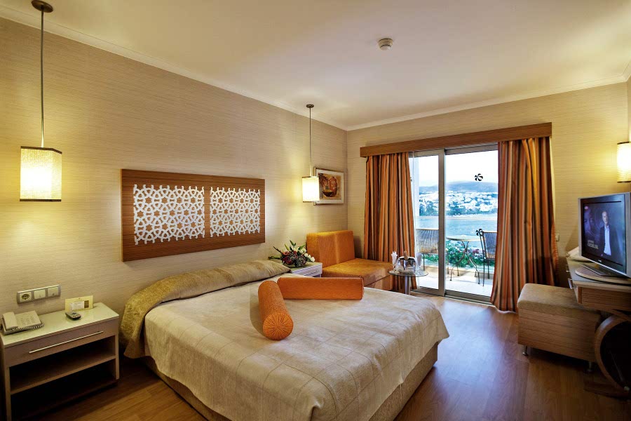 Royal Asarlık Beach Spa Bodrum | 4 Gece 5 Gün