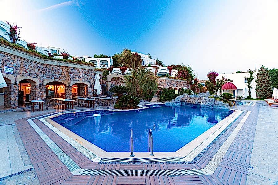 Royal Asarlık Beach Spa Bodrum | 4 Gece 5 Gün