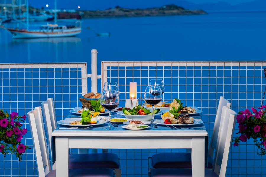 Royal Asarlık Beach Spa Bodrum | 4 Gece 5 Gün