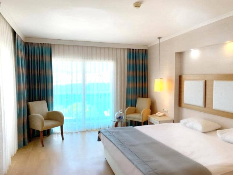Royal Asarlık Beach Spa Bodrum | 4 Gece 5 Gün