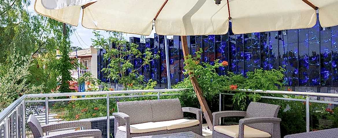 Leo  Beach Resort  +16 / 4 Gece 5 Gün